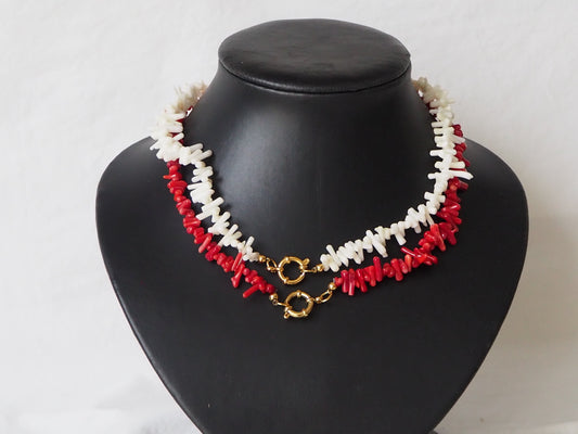 Collar coral