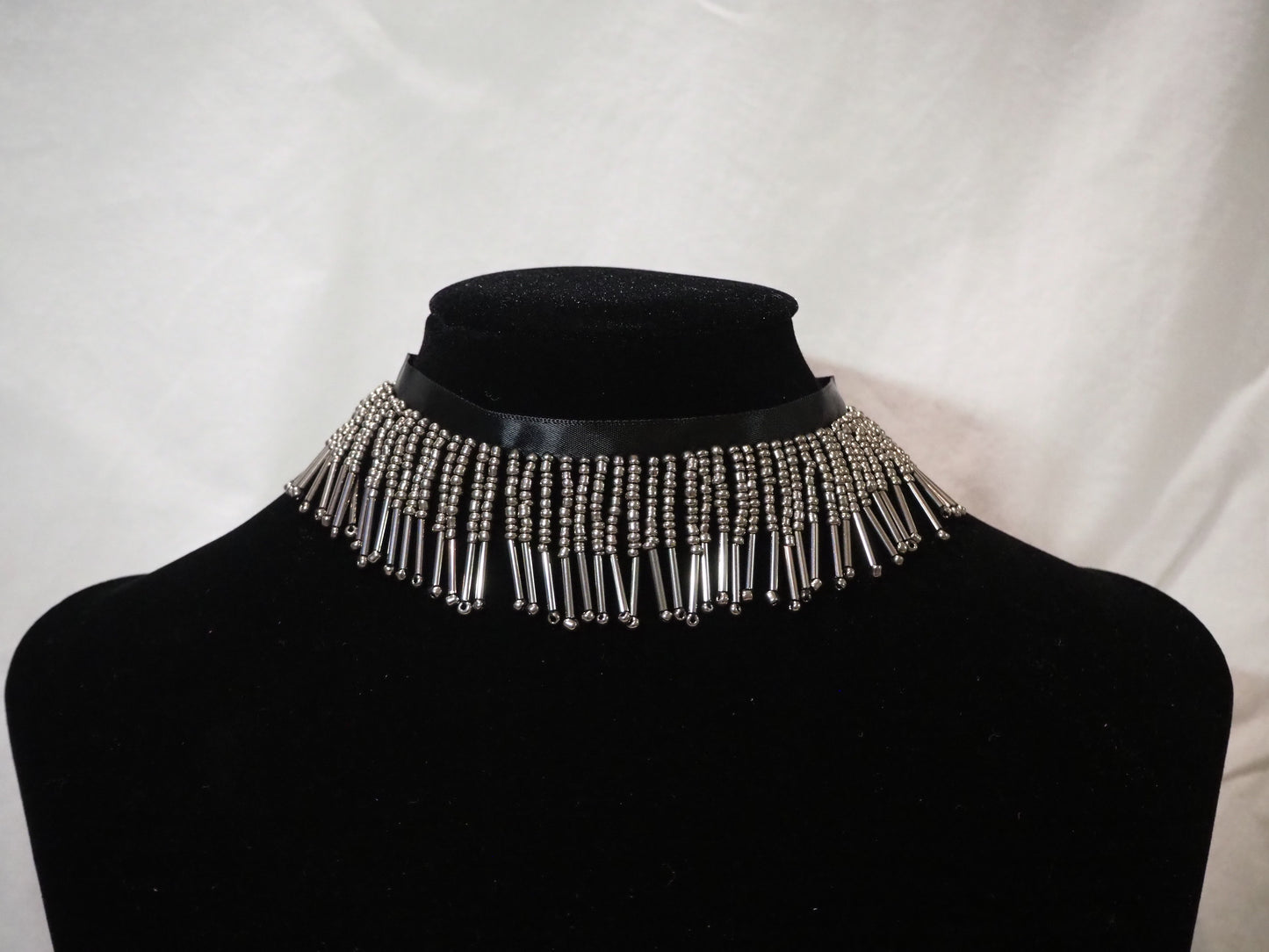 CHOKER LAGO GRIS