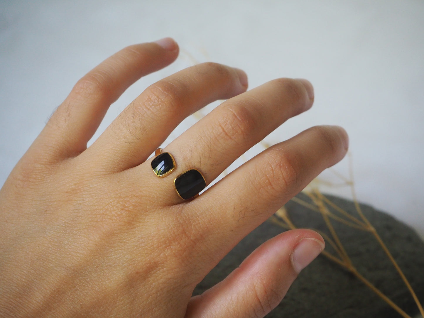 Anillo Piedra Negra