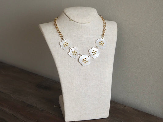 Collar Resina Blanca